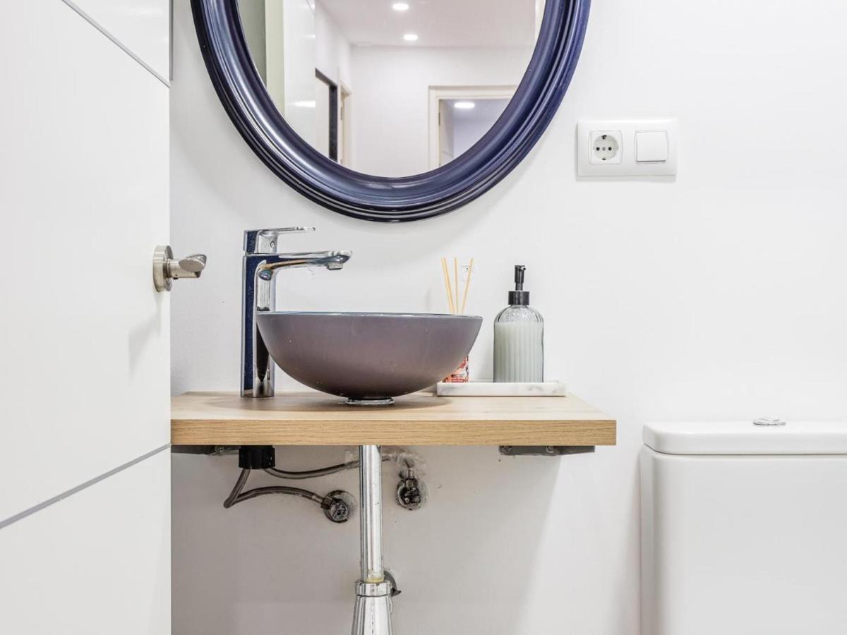 Bonito Apt En Cadiz Centro Renovado Bagian luar foto